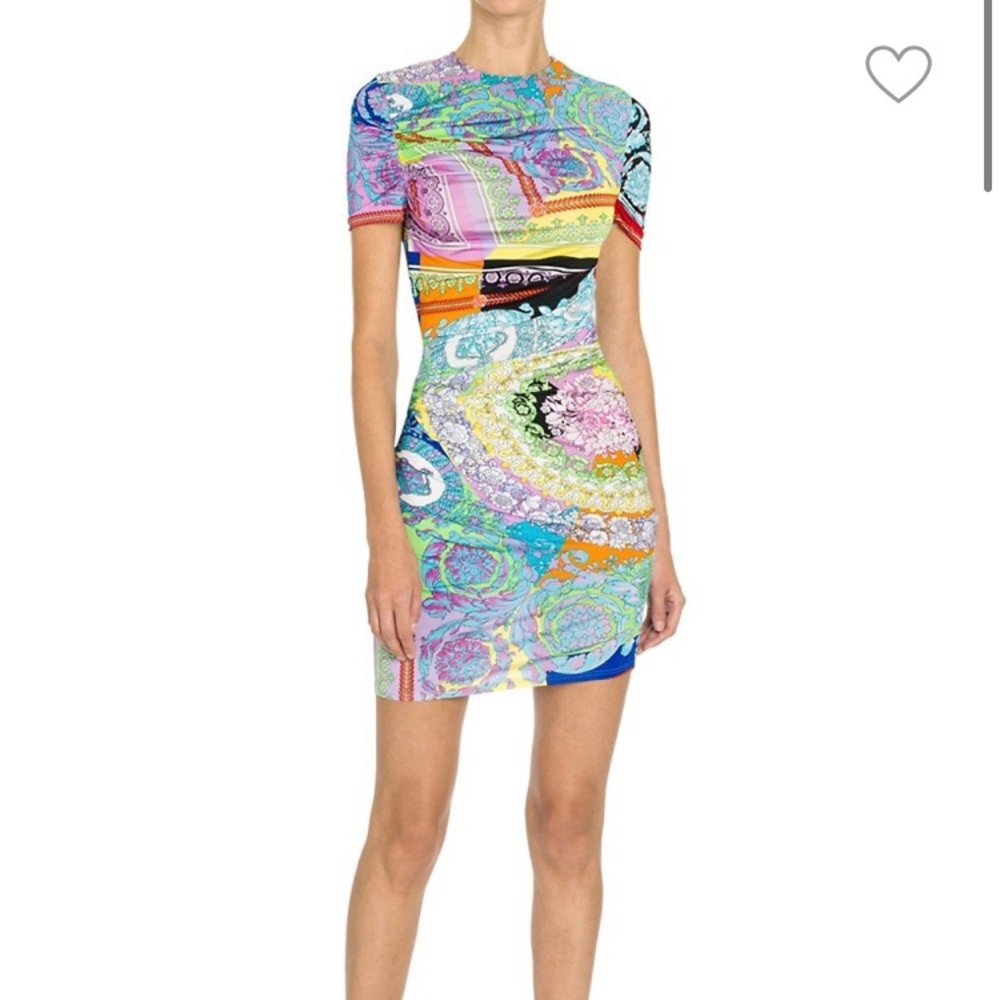 Authentic New Versace dress w. tags size 38 (2)